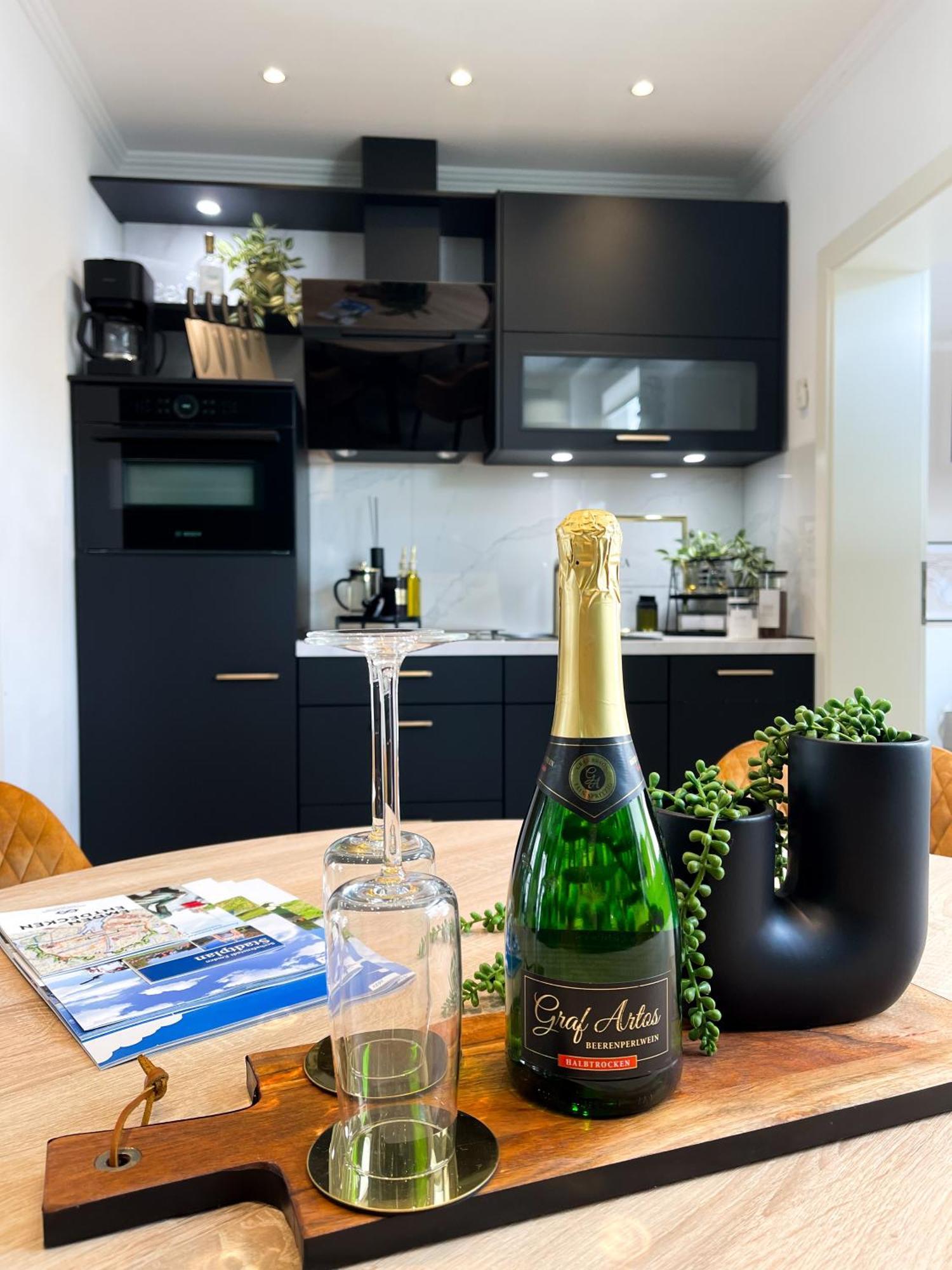 Ferienwohnung Domizil Am Delft II เอมเดน ภายนอก รูปภาพ